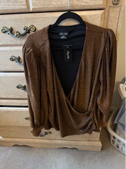 Elegant top