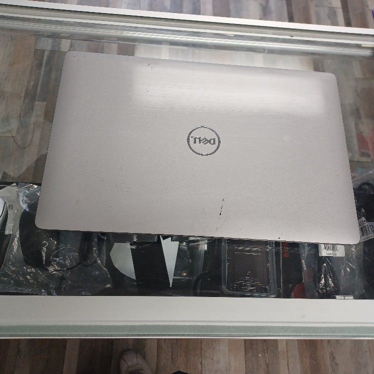 Dell Laptop