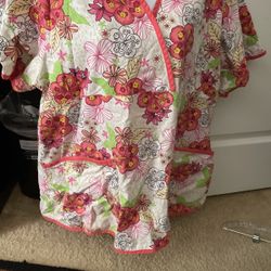 T afford V Neck Beautiful Scrub Top