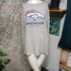 Majestic Broncos Football Gray Long Sleeve Tee, Size L