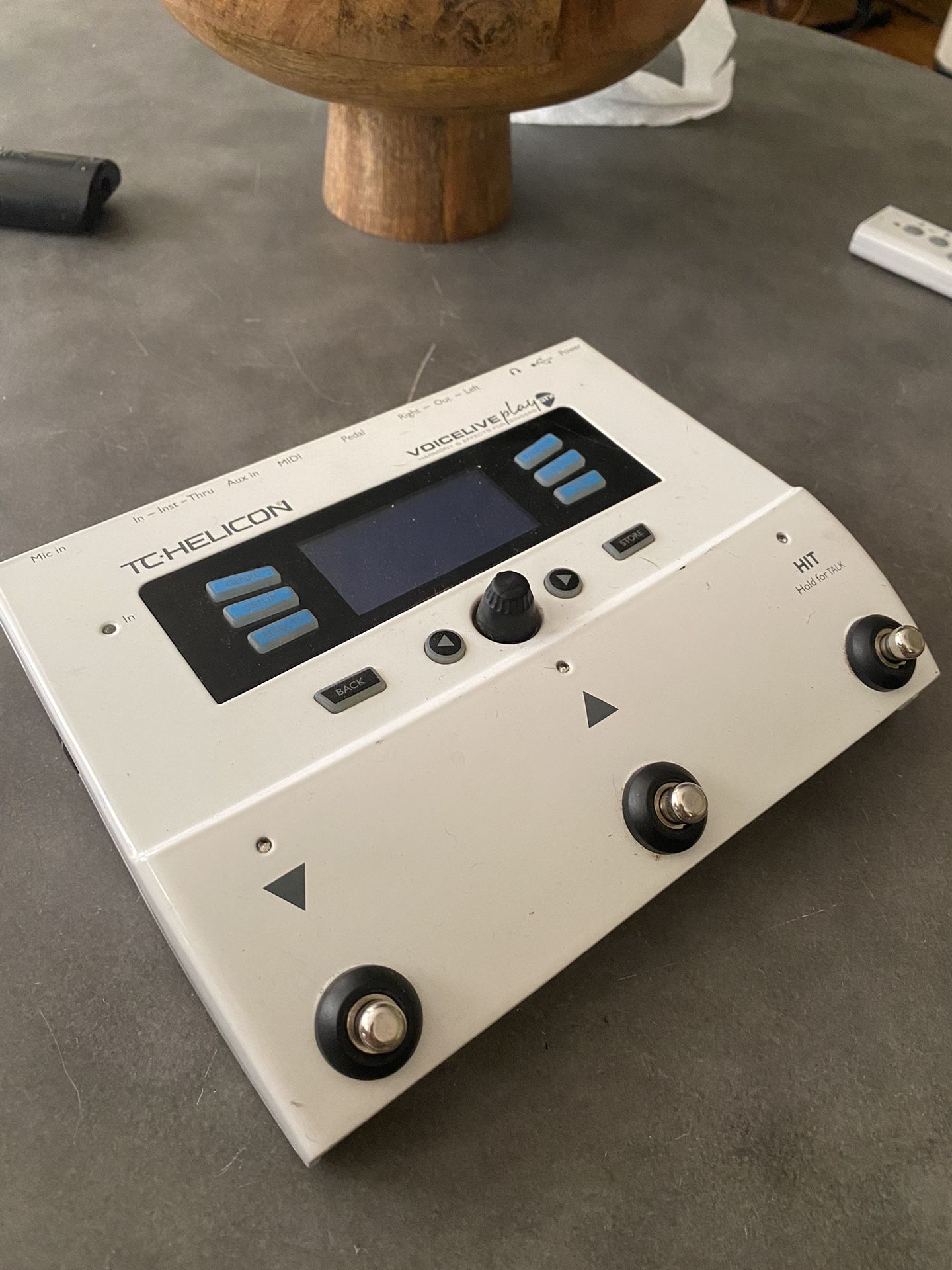 TC Helicon Voice Live Play GTX Guitar Pedal