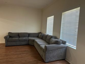 Used Sectional  $800 OBO
