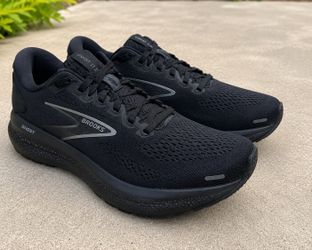 NEW Brooks Ghost 17 Women’s Running Shoes Size 7.5 Wide