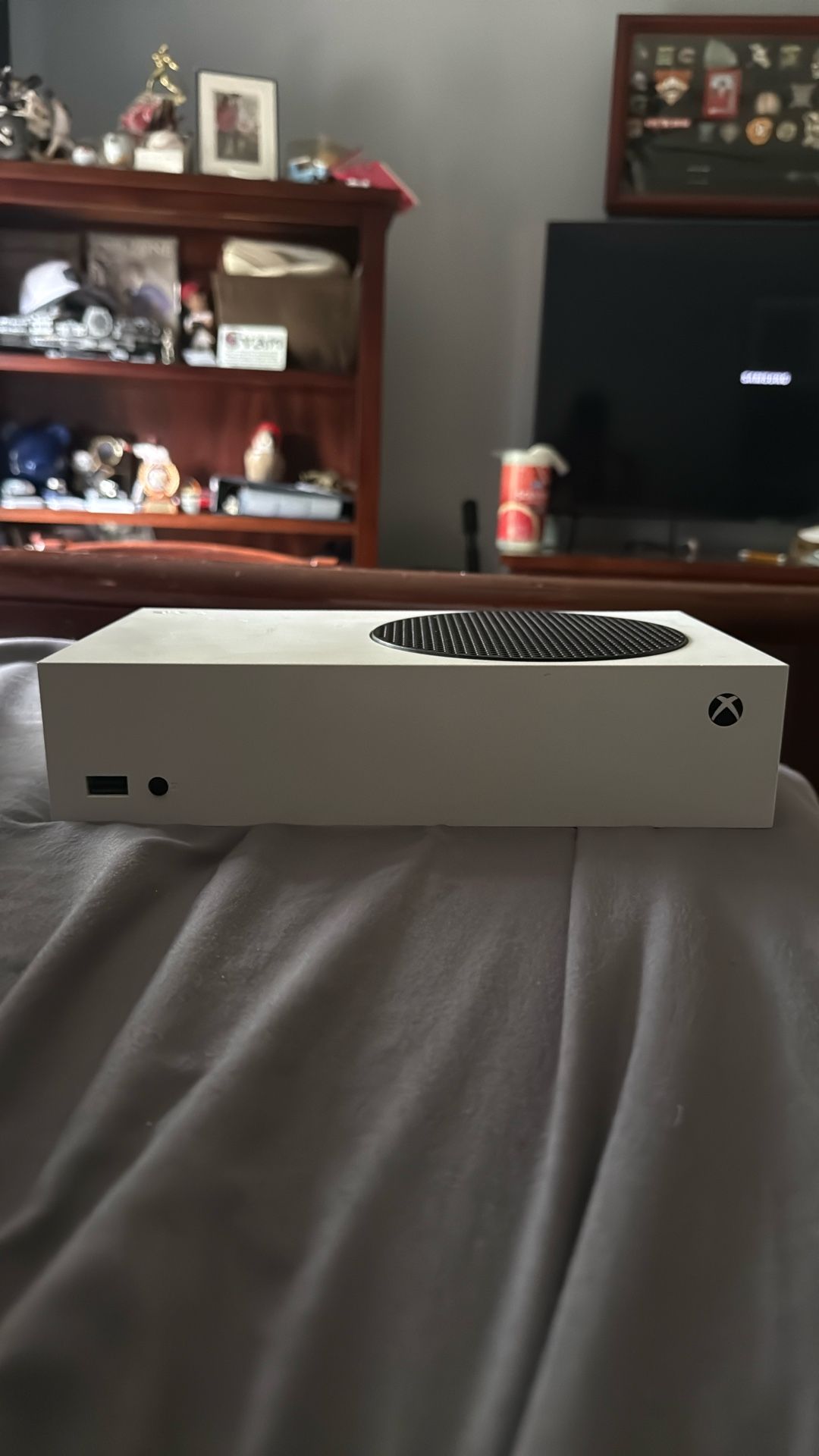 New Gen Xbox with New Gen Controller