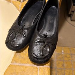 Chanel Cambon leather ballet flats