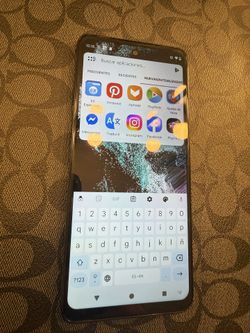 Vendo un celular. Motorola. Esta aplicable para Metro psc..