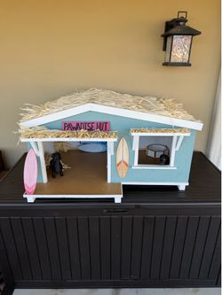 Surf-Themed Custom Dog House – Pawadise Hut! 🏄🐾