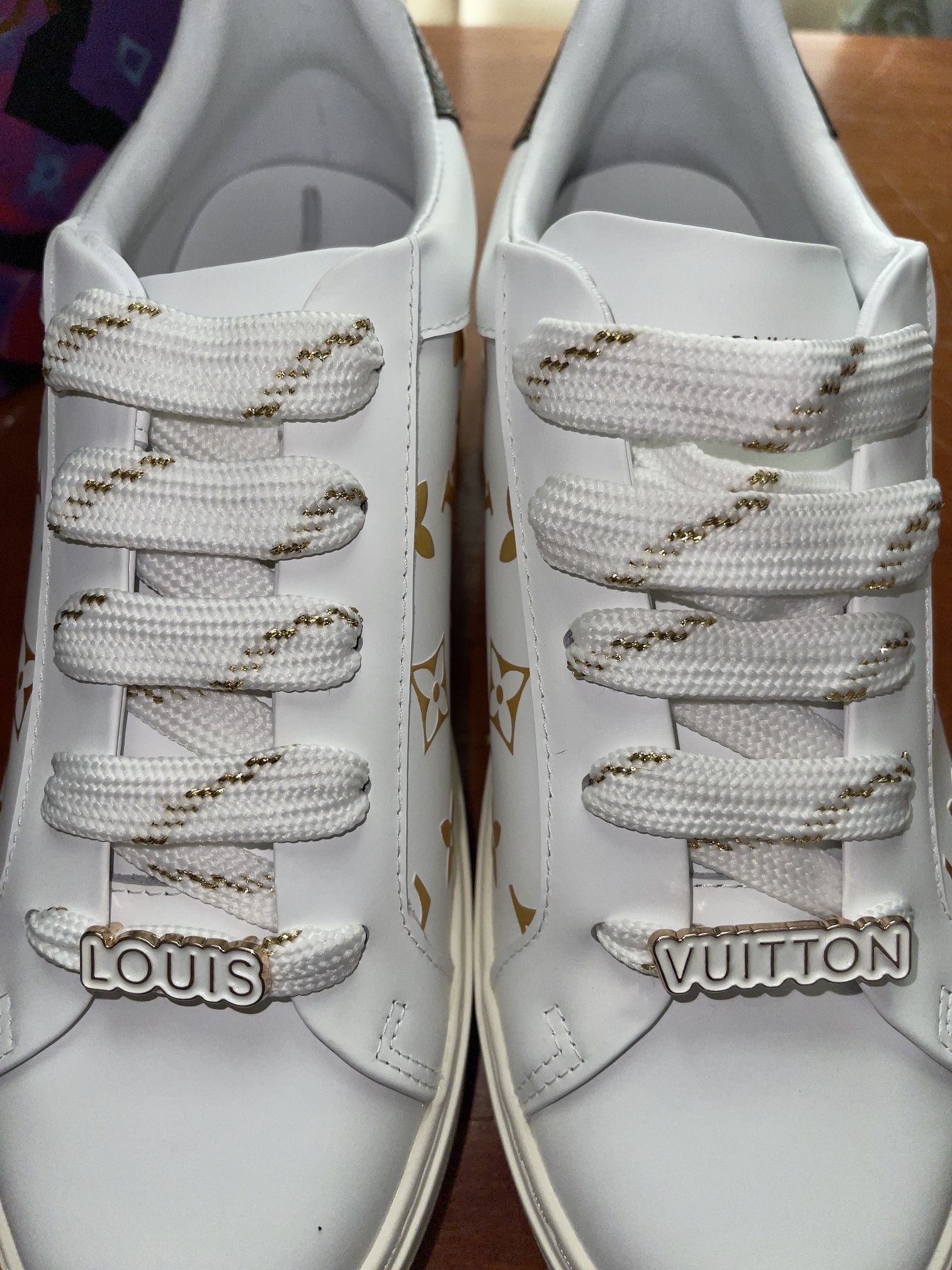 LOUIS VUITTON SNEAKERS SHOES IN WHITE , MEN'S SIZES 8 TO 11 for Sale in  Carol Stream, IL - OfferUp