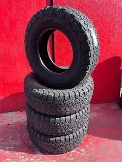 LT 285/70R17 BFGOODRICH All-Terrain T/A full tires set