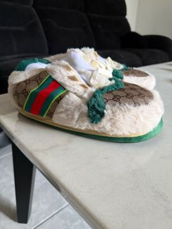 Gucci puff slip on