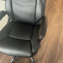 Leather Office Chair | Great Condition 