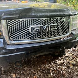 2013 Gmc Sierra Denali PARTS ONLY 6.2