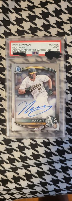 Nick kurts Bowman auto