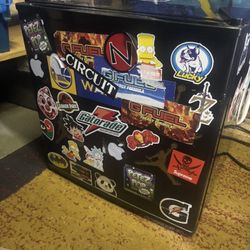 Mini Fridge 
