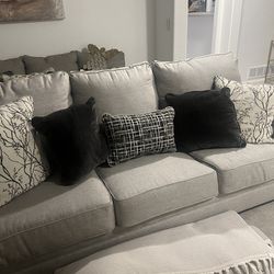 Beautiful Like New Sofa !!!!