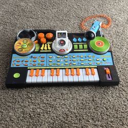 V-Tech Kiddie Jam Studio