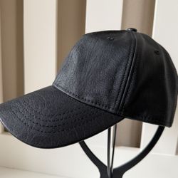 Abercrombie & Fitch leather unisex Adjustable black cap never worn 