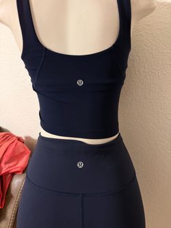 Lululemon women’s set size 0/4 (dark blue)