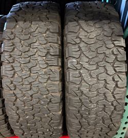 LT 285 70 17 BFGoodrich 0925