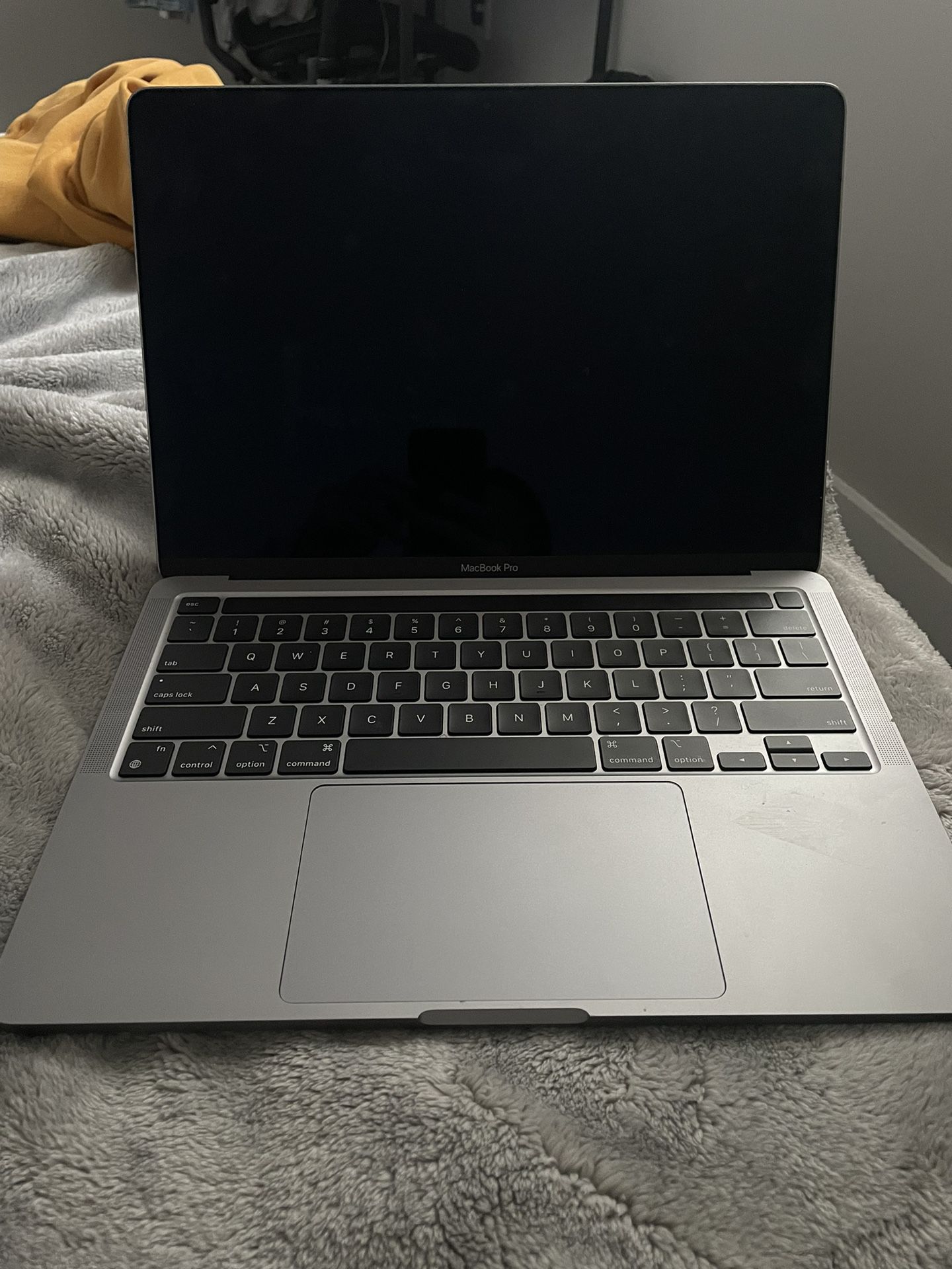 Apple MacBook Pro 13” M1 Space Gray BARELY USED! (13-inch, 8GB RAM, 256GB SSD Storage)