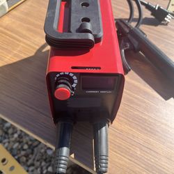 Soldadora Mini Funciona Bien Hace Buen Trabajo Small new welder, works very well.
