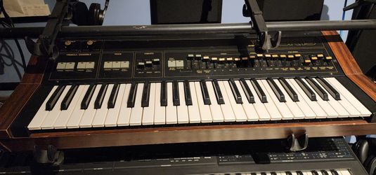 YAMAHA SK-15 serial # 3322, And PARENTS, (A HEADPHONE JACK!!!) YAYYYYYY!!!