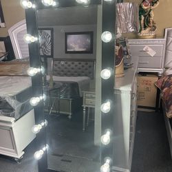 Light Mirror 