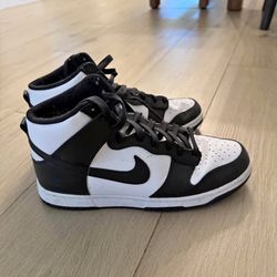 Nike panda men’s size 10