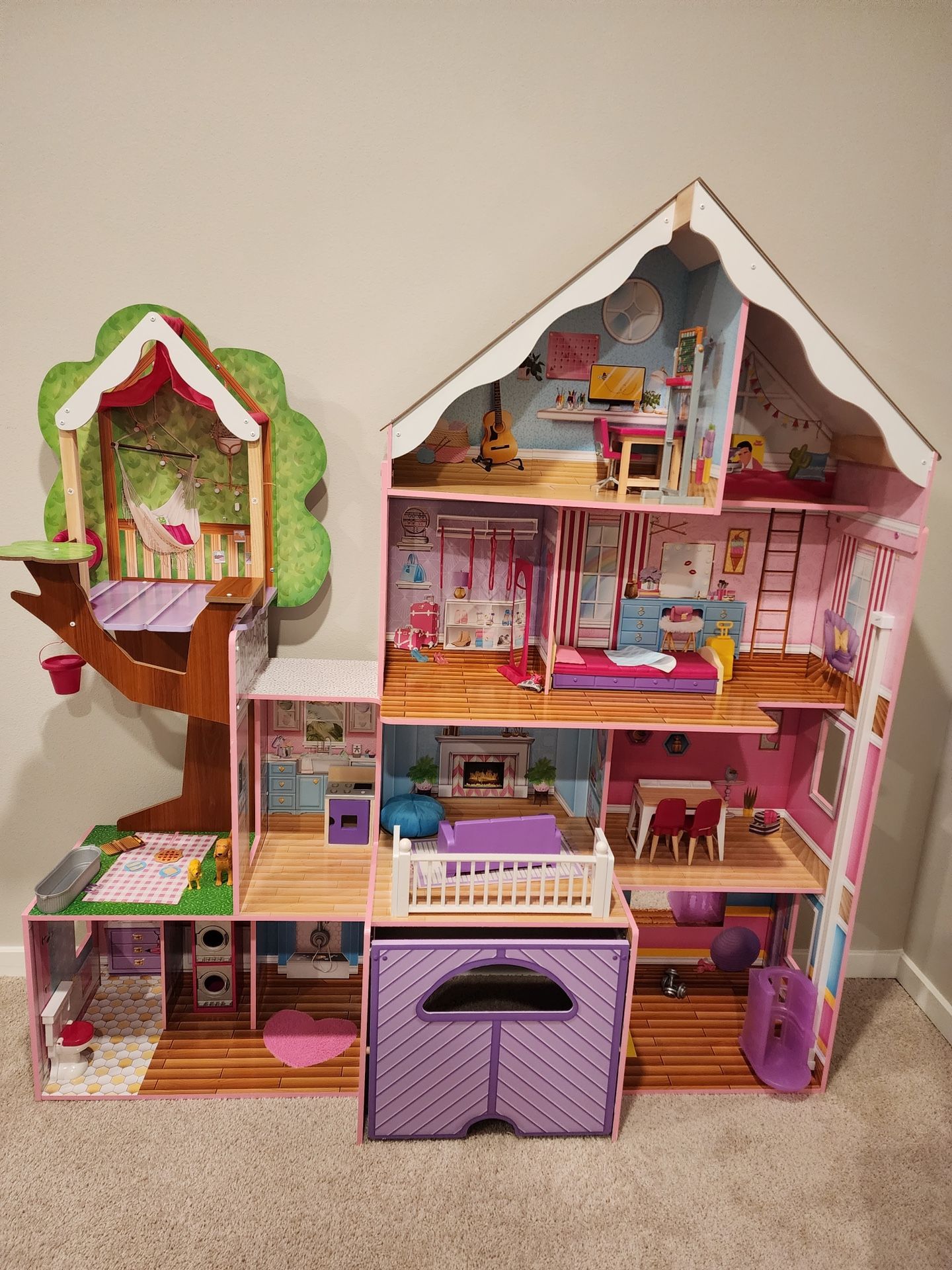 Doll House