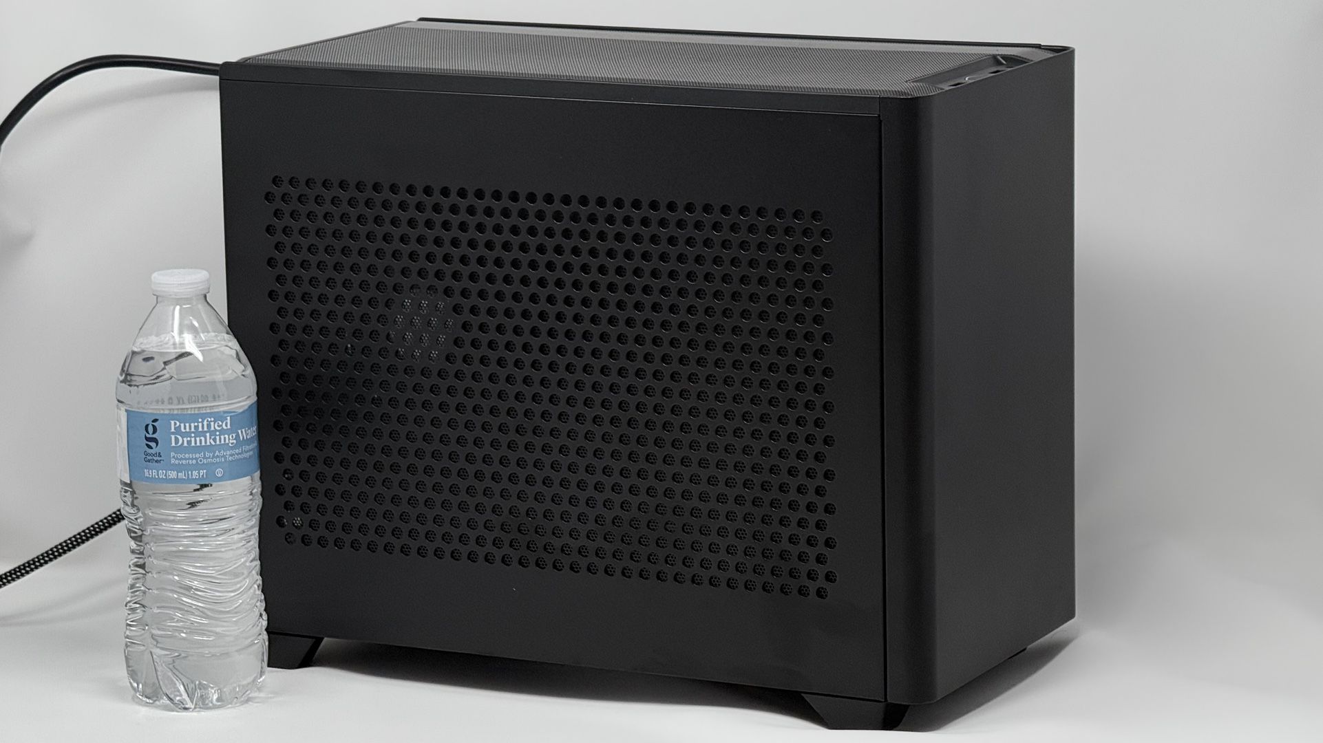 ▪️Small Form Factor▪️ RTX 5060 Ti 16GB | Ryzen 7600 | 48GB DDR5 | 2TB SSD