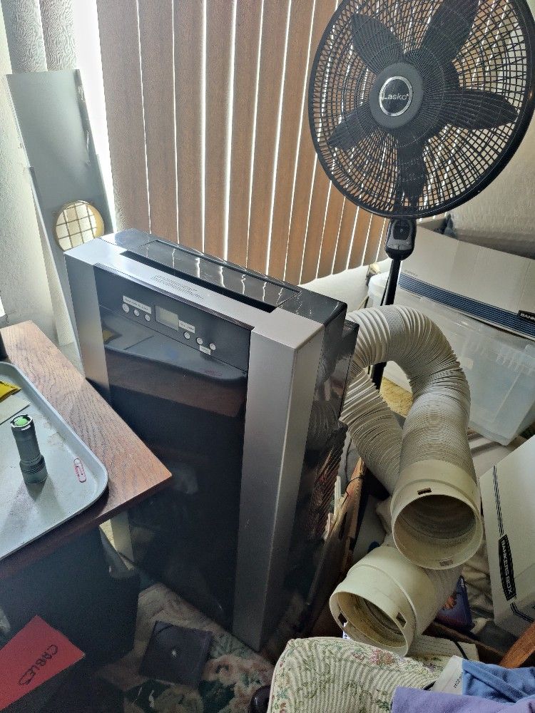 Whynter 14,000 BTU Portable Air Conditioner 
