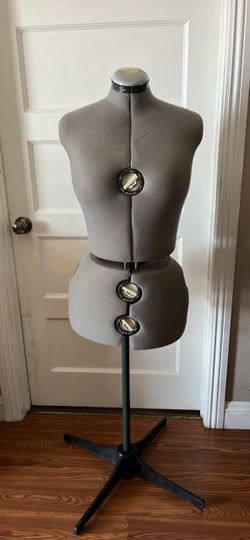 Singer Adjustable Dress Form / Mannequin Model #150 / #151 (With Manual)