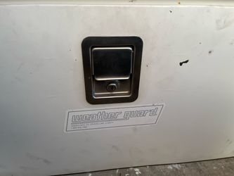 Weather Guard Top Mount Box Double Door 90.25X16.25X18