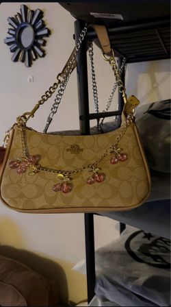 Women’s purse
