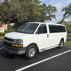 2016 Chevy Express 3500
