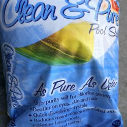 Clean & Pure Pool Salt 40 lb