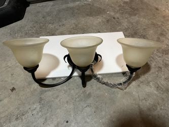 Three Bulb Vanity Light 