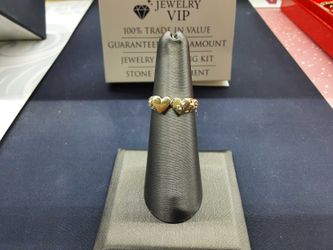 Women's Ring - Yellow Gold 10k (.417) 1.8 grams Size 5