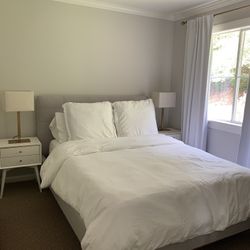 Queen Bed With Mattress 