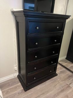 Tall dresser