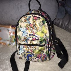 White Butterflies Travel Small Backpack 