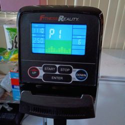 Fitness Reality Rowing Machine 