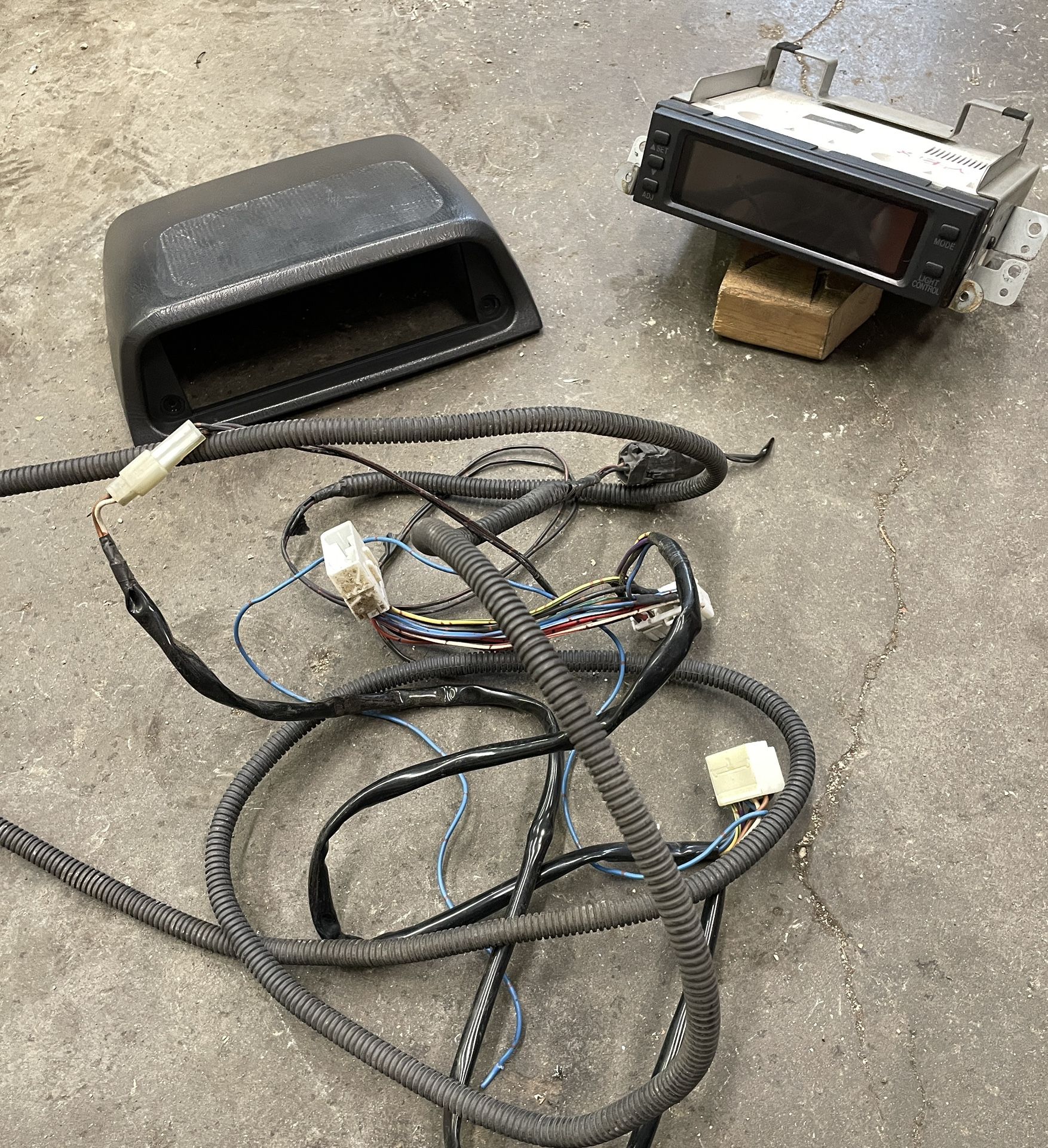 Rare 98-01 Subaru Impreza / Forester Compass/climate Pack