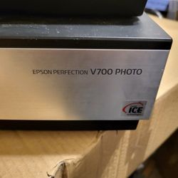 Epson Perfection V700 Photo Flatbed Scanner - Usb  Tested Working