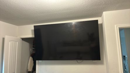 75in Samsung TV