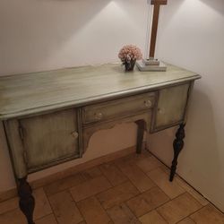 Beautiful Shabby Chic French Provencial Desk