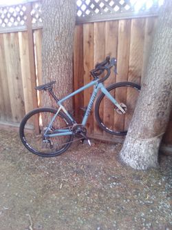 Awesome gravel bike + Top of the line