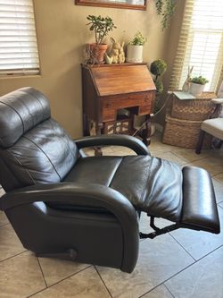 Black Recliner Chair