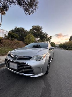 2017 Toyota Avalon Hybrid