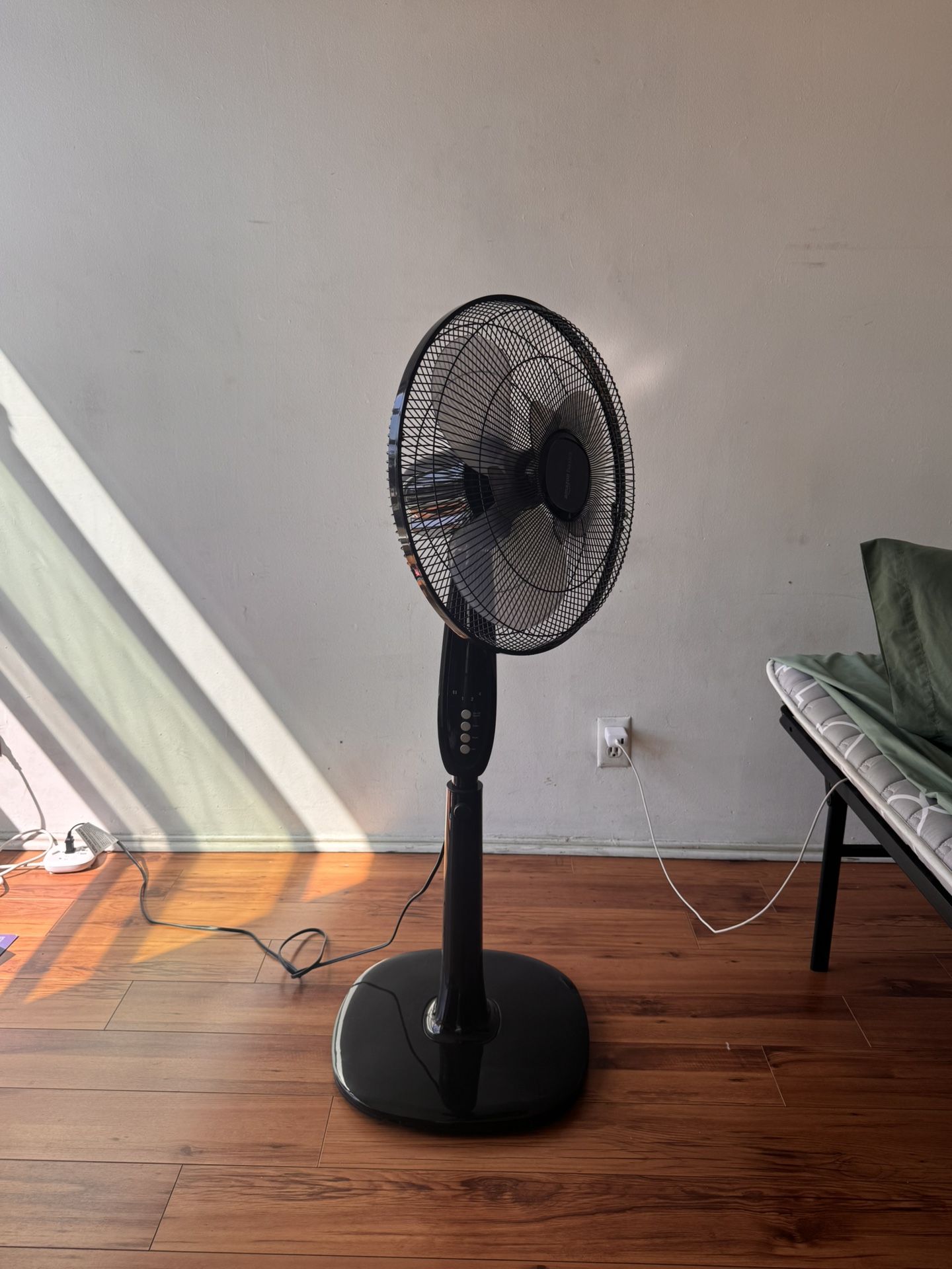 Amazon Basics 16” Floor Fan with Remote